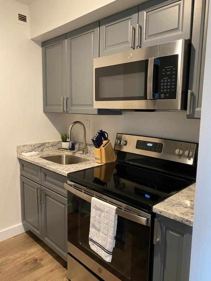 Stylish 1 Bedroom Apartment In Gadsden, Al Exterior photo